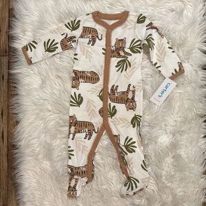 Carter’s Tiger Print Footed Sleeper Baby Boy Size 6 Months New